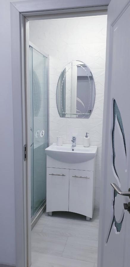 White Apartament, בראליה מראה חיצוני תמונה