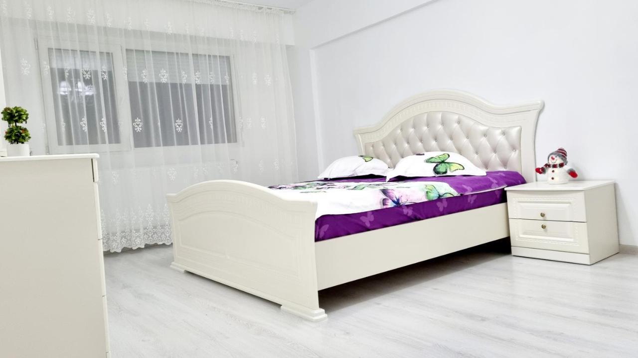 White Apartament, בראליה מראה חיצוני תמונה